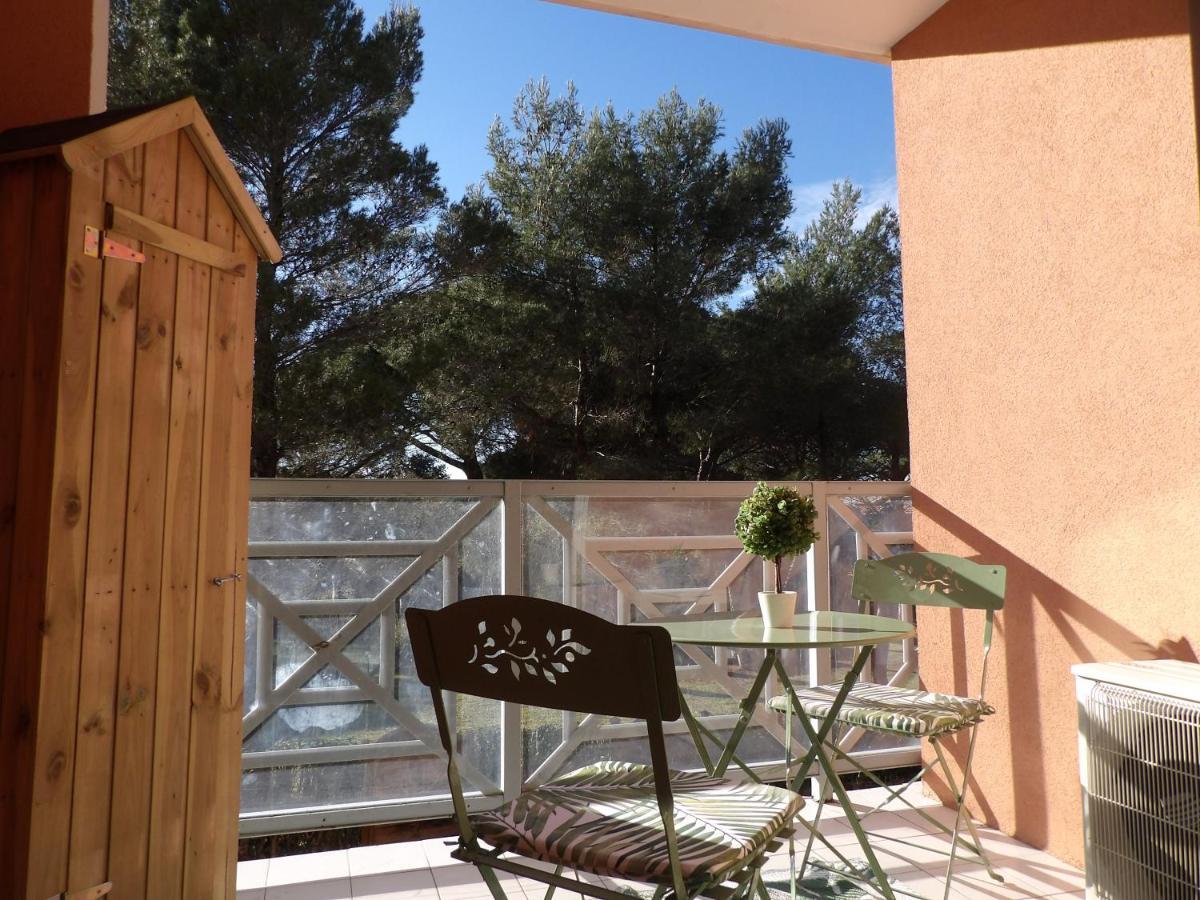 Appartement T2 Dans Residence Avec Piscine Et Tennis Saint-Raphaël Exterior foto